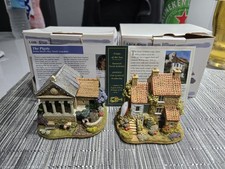 2 X Lilliput Lane pigsty +