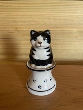 Novelty Salt And Pepper Set. Vintage Shakers