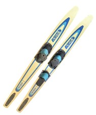 Connelly demo Pair water ski