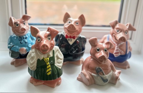 Natwest saving pigs - saving,