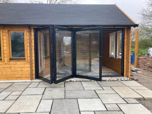 Aluminium bifolding doors - aluminium,