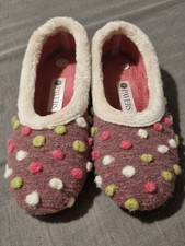 Cute Pom Pom Style Hard Bottom