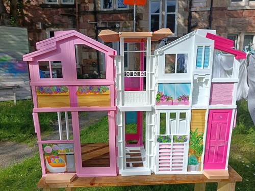 Barbie story townhouse - barbie,
