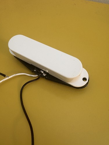 White fender squier bronco - fender,