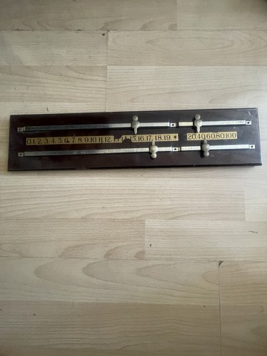 Dark oak snooker scoreboard