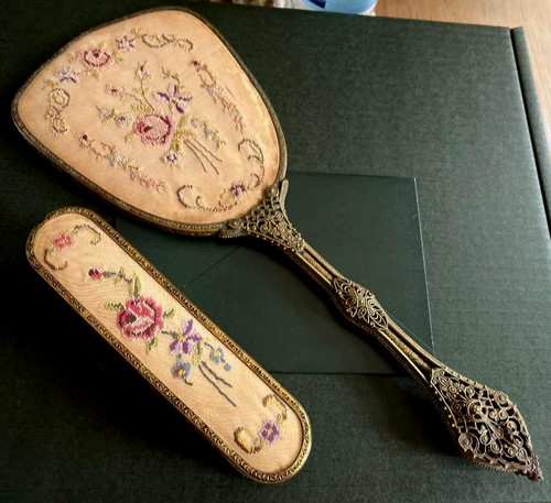 Vintage petit point