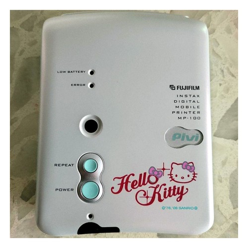 Sanrio fujifilm instax pivi - fujifilm,