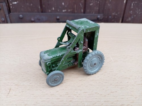 Vintage benbros qualitoys farm - benbros,