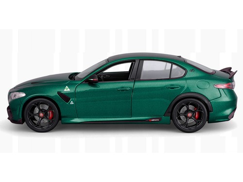 Burago 18th scale alfa romeo - scale,