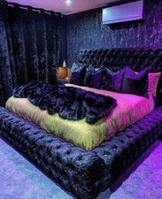 Crush Velvet Ambassador Bed