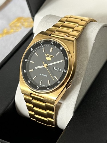 Seiko 7s26 0530 black - 5, dial