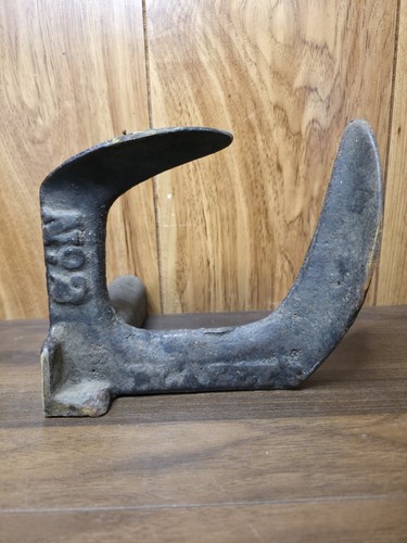 Antique cast iron blakeys - cast,