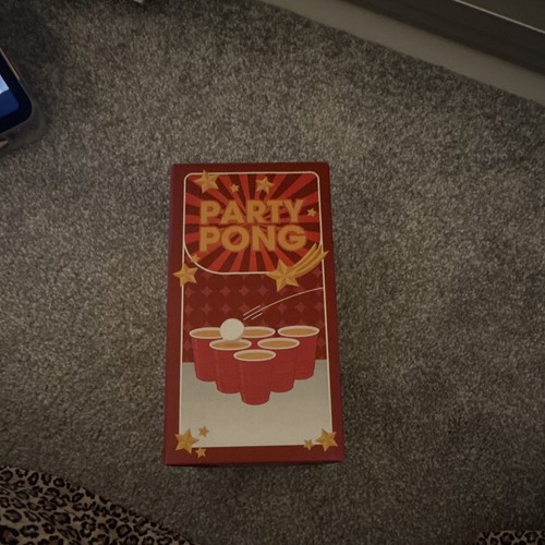 Beer pong party - beer,