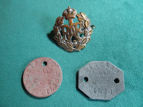 Ww11 raf cap badge - ww11,