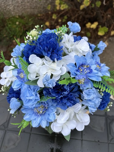 Grave pot flower arrangement - flower,