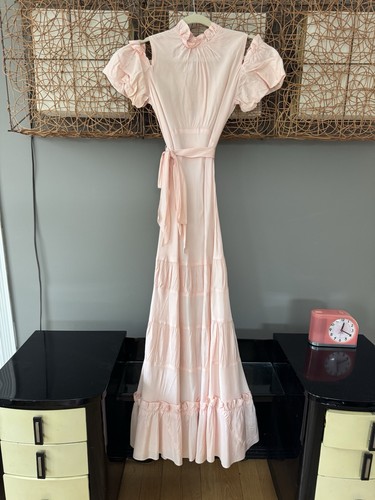Vintage 1930s dress art - art, deco