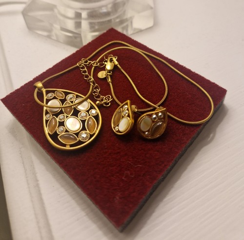 Marks spencer vintage - &,