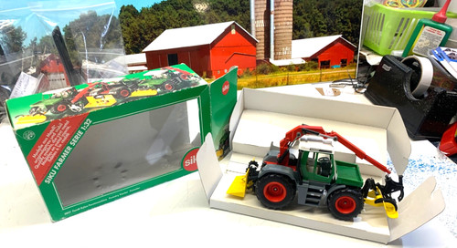 Siku farm fendt xylon - siku.1:32.farm.fendt,