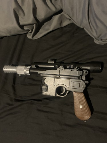 Han solo blaster - &, stand