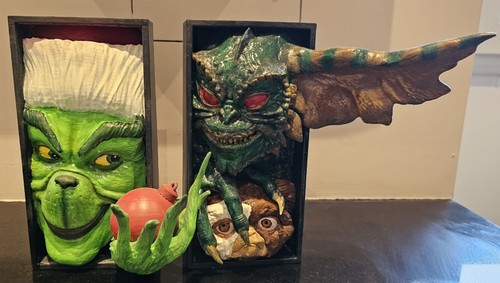 The grinch and - grinch, statue