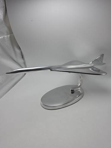 Polished aluminium concorde - aluminium,