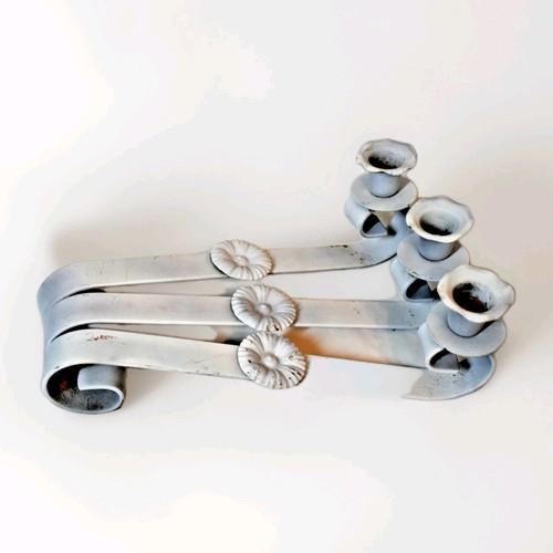 White metal shabby chic - metal,