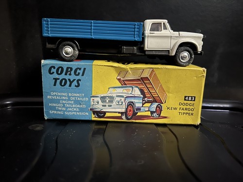 Corgi 483 dodge kew fargo - 483,