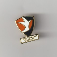 CHELTENHAM TOWN F.C. Club Crested Enamel Badge FREE POST UK