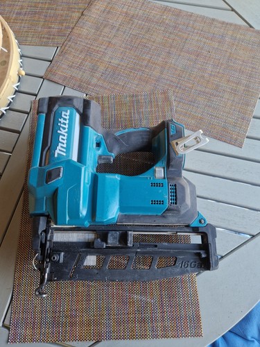 Makita dbn600 18v 16ga - dbn600,