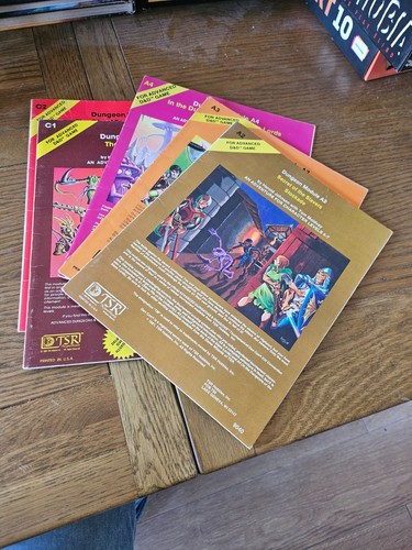 Advanced dungeons dragons - advanced,