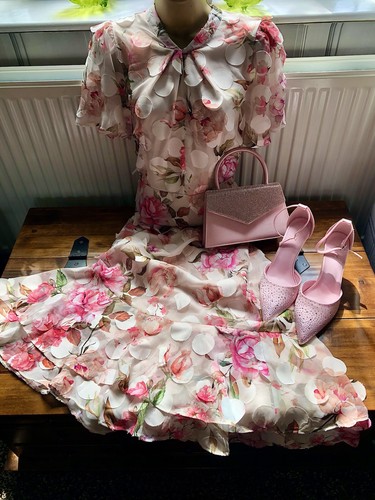 Size pink floral - 16,