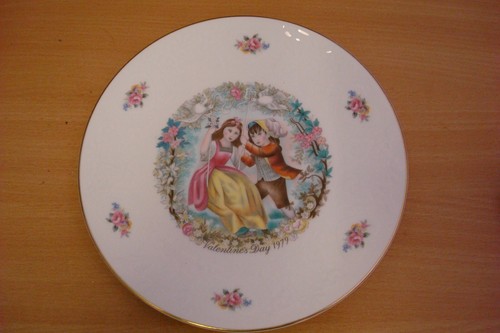 Royal doulton valentines - doulton,