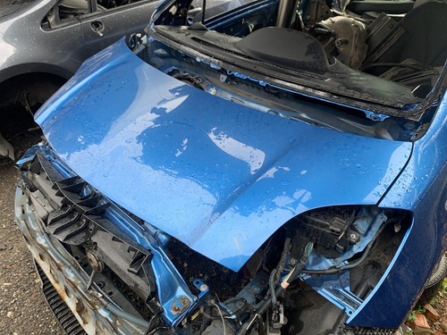 Toyota yaris 2006 - yaris, bonnet
