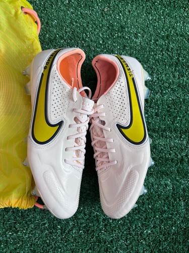 Brand new nike - new, tiempo