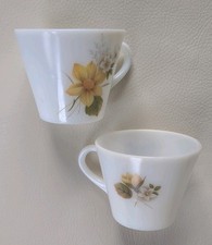 Vintage Small Pyrex Milk Glass