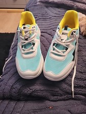 sketchers memory foam trainers