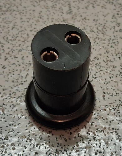Pin bulgin for leak - pin, /
