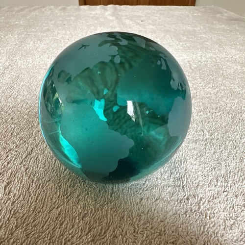 Vintage paperweight green - vintage,