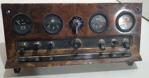 Vintage classic jaguar - classic, centre