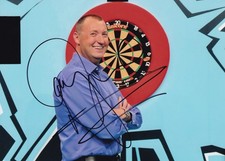 Wayne Mardle PDC darts hand