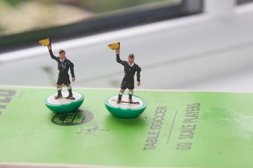1970s subbuteo linesman x2 - ,