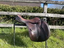 Black Country Quantum Jump Saddle 17” MW