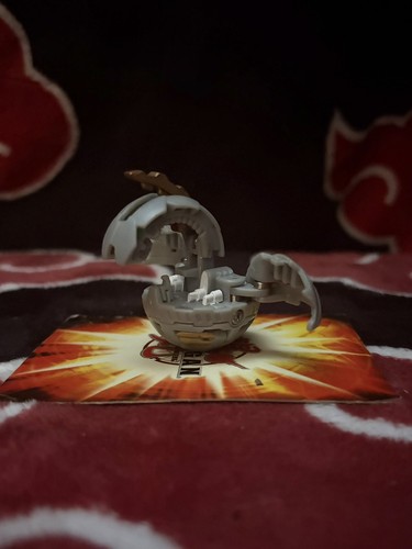 Bakugan haos naga gray battle - haos,