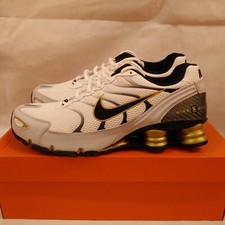 NIKE SHOX TURBO+ VI