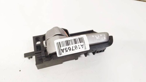 Door handle interior front - ,