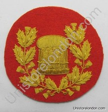 Badge Drum Major Gold on Red Pipe Band R1217