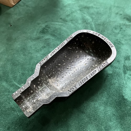 Vintage box leeds lamp leads - lamp,