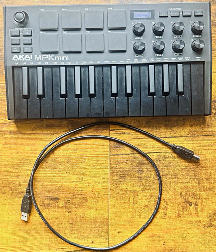 Akai mpk mini - mini, digital