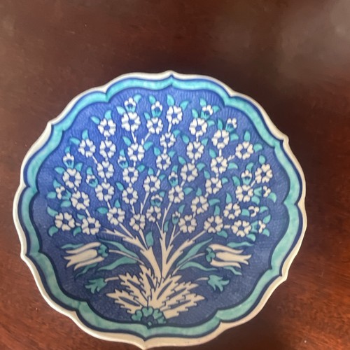 Hand painted iznik style - painted,