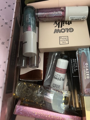 Make accessories self - up,